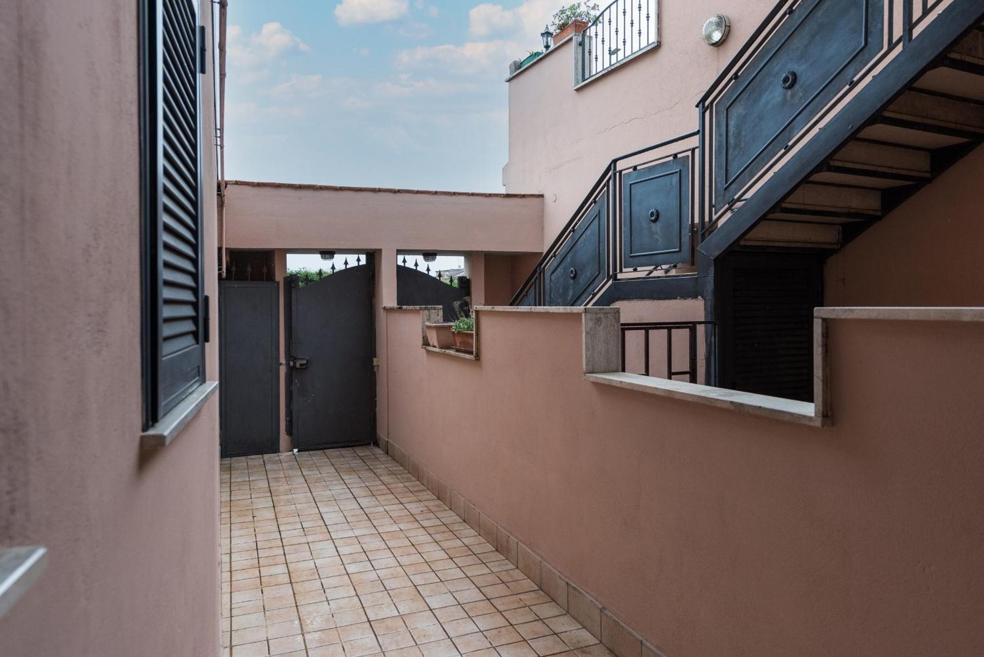 Travelershome Ciampino 170 Station Street Zewnętrze zdjęcie